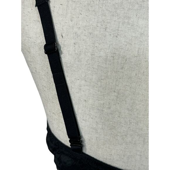 Victoria’s Secret Body By SZ 36D Unlined Demi Bra Floral Lace Wired Adjustable - Picture 6 of 11